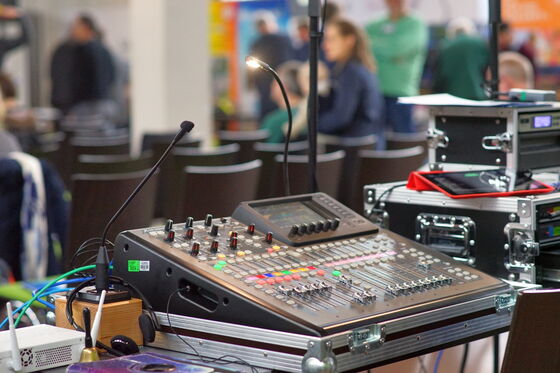 Ohne Technik keine Tagung. Danke für den professionellen Beistand.