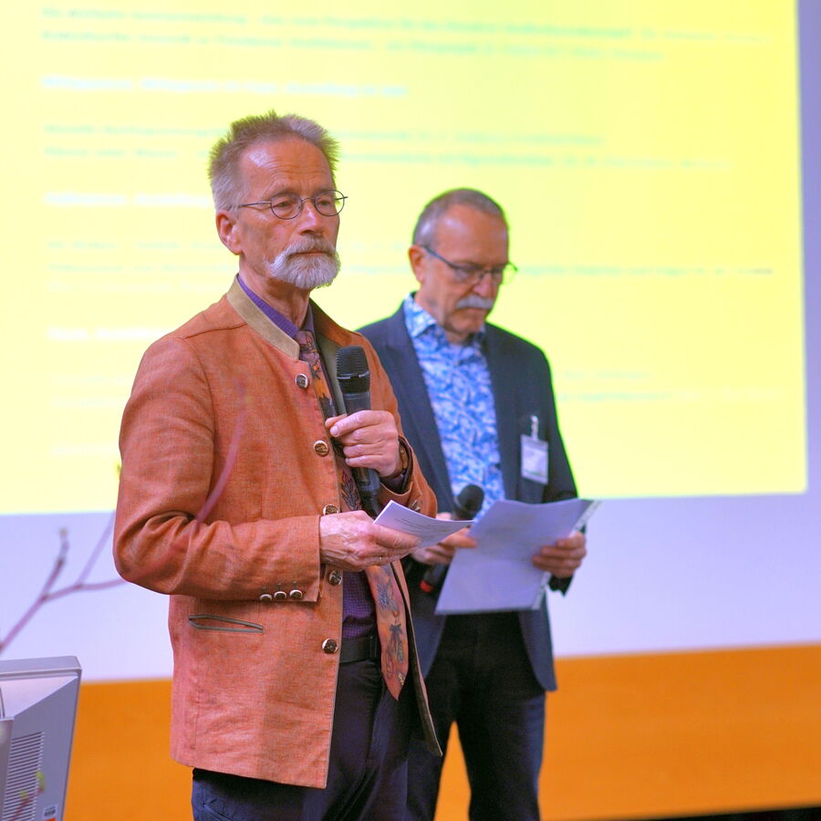 Prof. Andreas Roloff und Detlef Thiel begrüßen herzlich.
