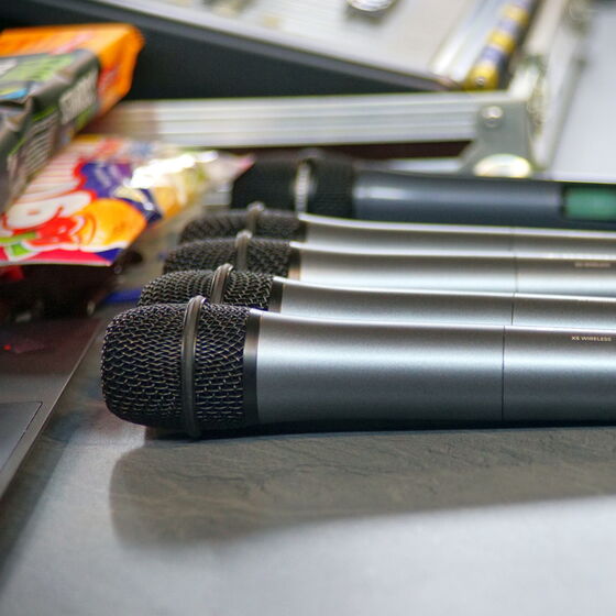 Die liebevoll vorbereiteten Räumlichkeiten warten auf die Teilnehmer.